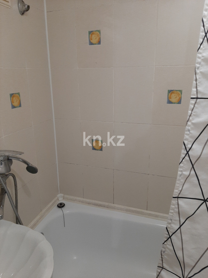 Аренда 3-комнатной квартиры посуточно, 68 м², пр. Металлургов, дом  19/2 в Темиртау - фото 30