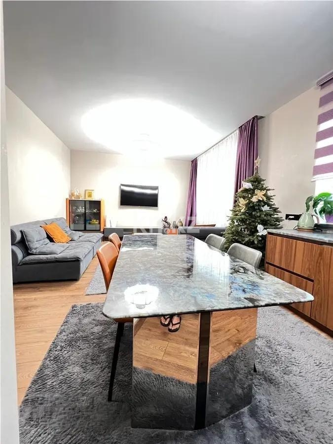 Продажа 4-комнатной квартиры, 86.5 м² в Алматы