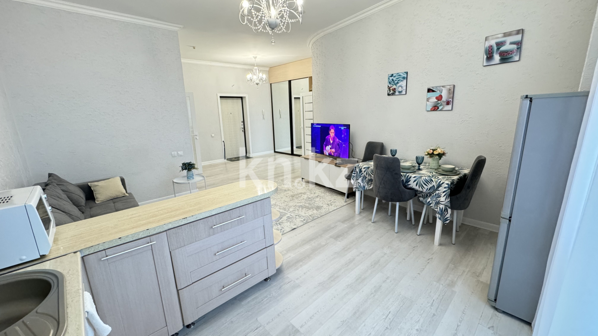 Аренда 2-комнатной квартиры посуточно, 54 м², ул. Сарайшык, дом  34 - ул. Акмешит в Астане - фото 7