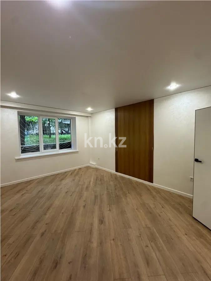 Продажа 3-комнатной квартиры, 74 м², ул. Валиханова, дом  83 в Алматы