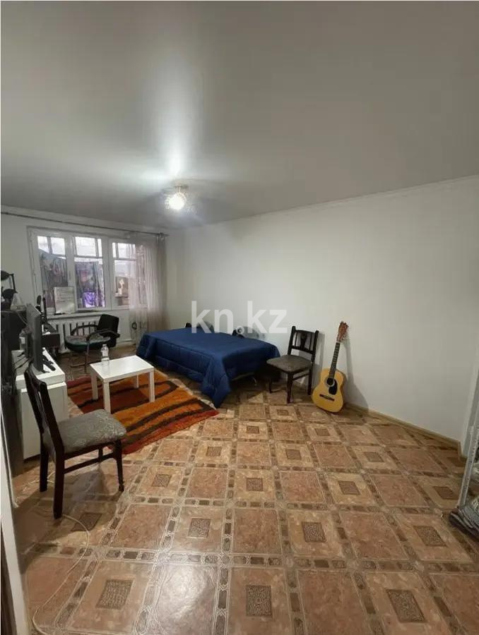 Продажа 3-комнатной квартиры, 61.7 м², ул. Казыбек би, дом  183 в Алматы