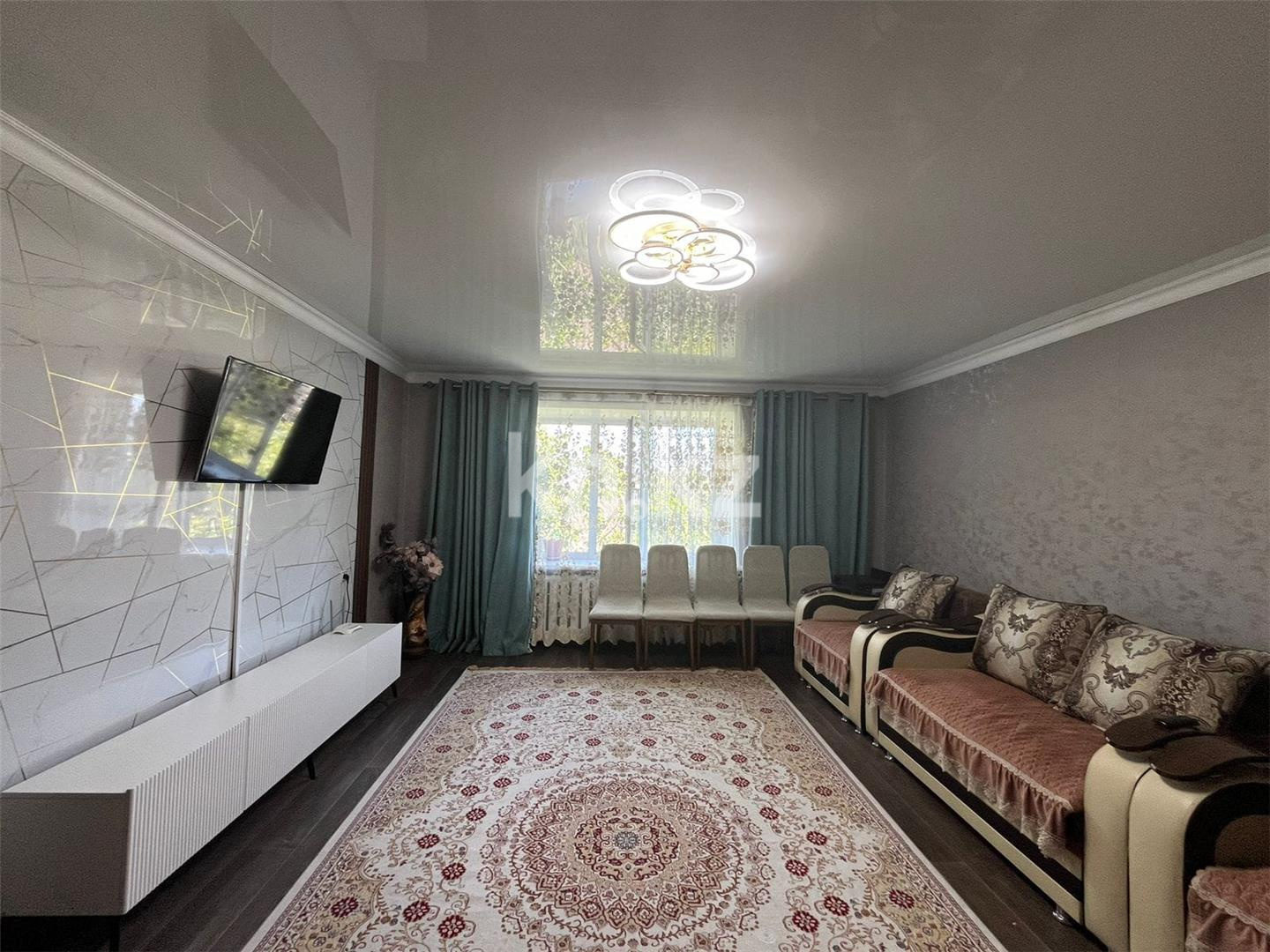 Продажа 2-комнатной квартиры, 51 м², ул. Язева в Караганде