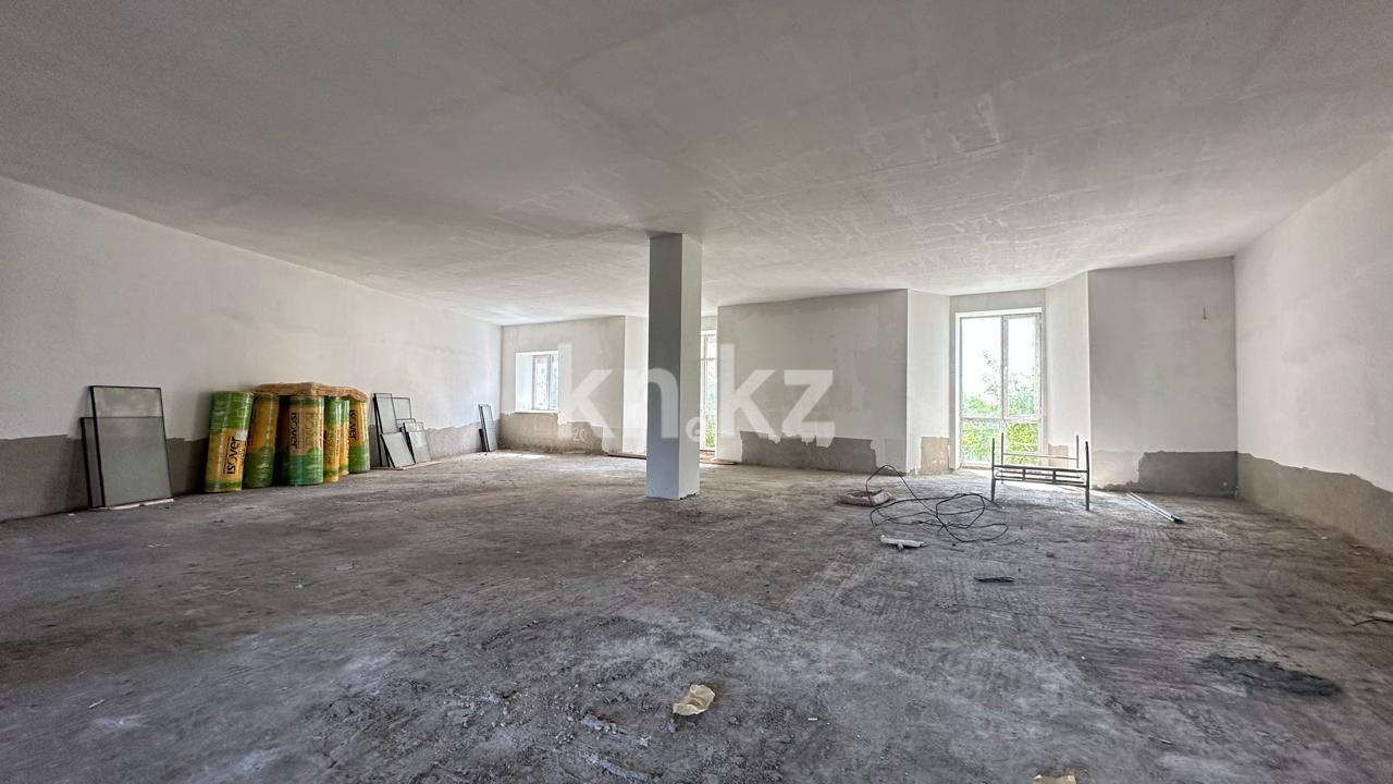 Продажа 4-комнатной квартиры, 207 м², ул. Ботаническая, дом  12/11 в Караганде - фото 16