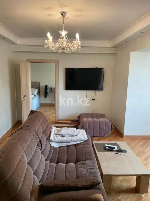 Продажа 3-комнатной квартиры, 56 м², мкр-н 4, дом  10 в Алматы