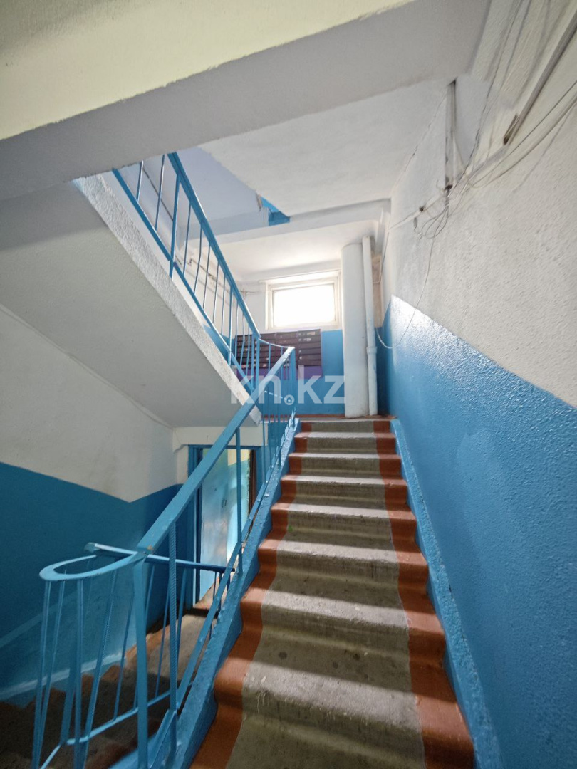 Продажа 3-комнатной квартиры, 62 м², мкр-н Голубые Пруды в Караганде - фото 13