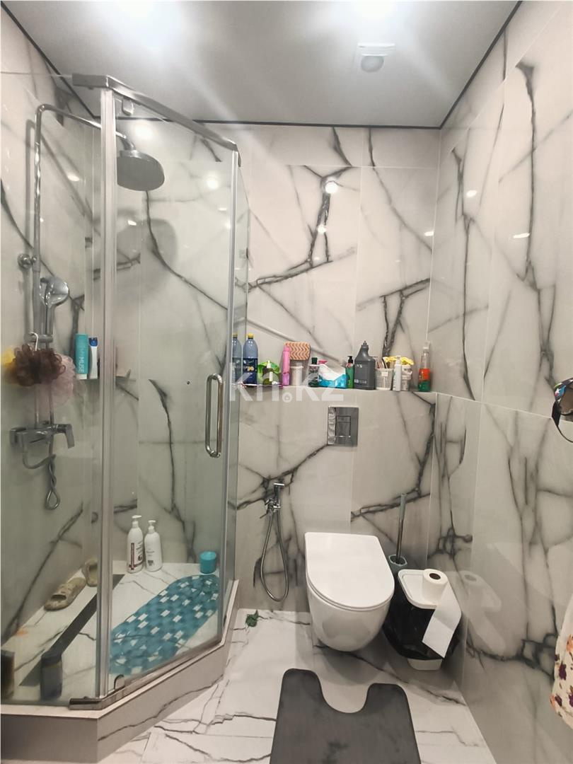 Продажа 4-комнатной квартиры, 117 м², ул. Бектурова в Астане - фото 8