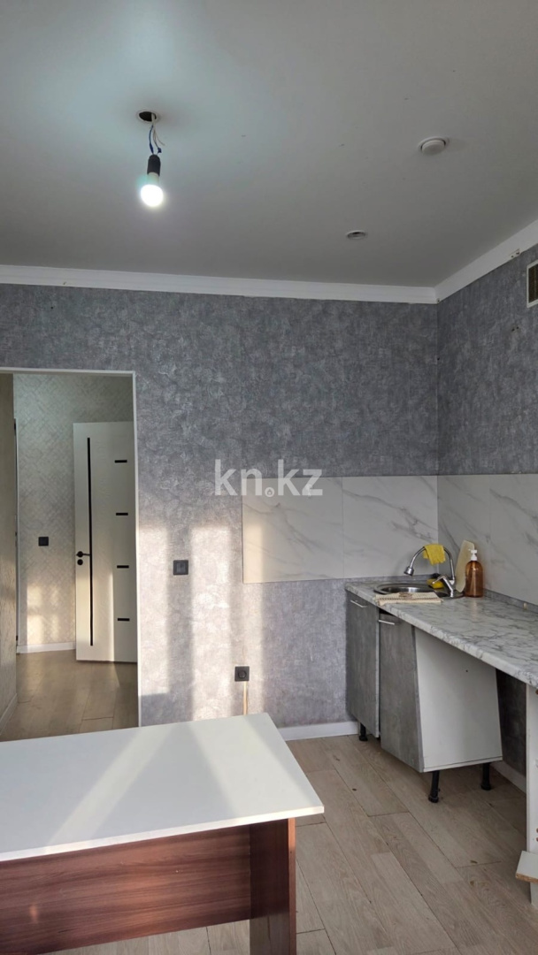 Аренда 1-комнатной квартиры, 36 м² в Астане