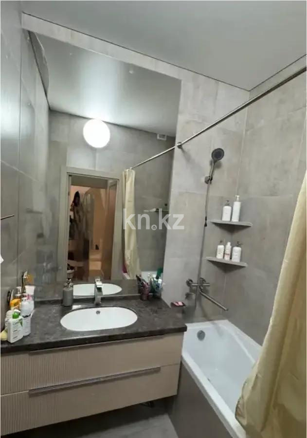 Продажа 2-комнатной квартиры, 60 м², ул. Сатпаева, дом  93 в Алматы - фото 4