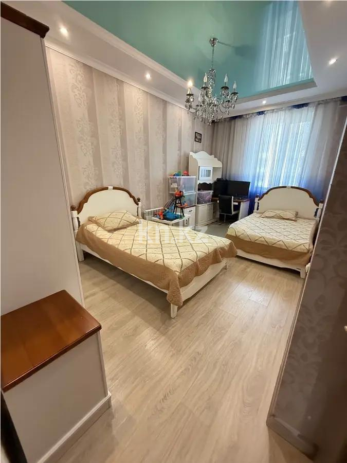 Продажа 3-комнатной квартиры, 128 м², ул. Керей, Жанибек хандар, дом  6 в Астане - фото 3