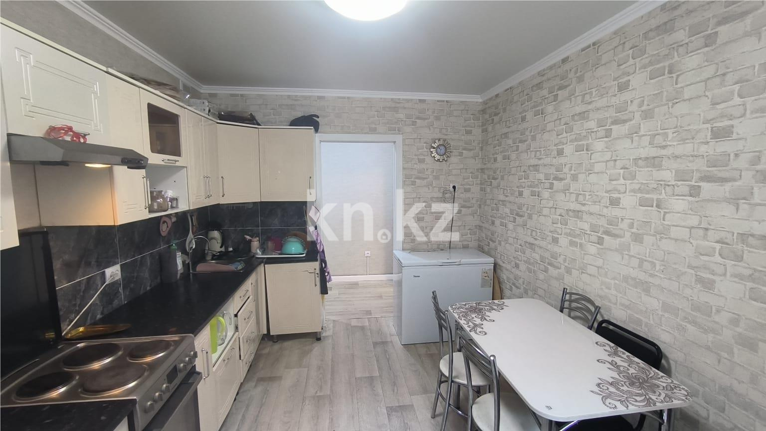 Продажа 2-комнатной квартиры, 74 м², ул. Ермекова в Караганде - фото 8
