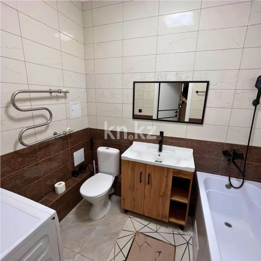 Продажа 2-комнатной квартиры, 56 м², пр. Улы Дала, дом  82 в Астане - фото 4