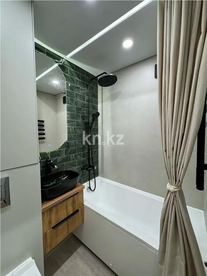 Продажа 2-комнатной квартиры, 45 м², мкр-н 7, дом  19 в Алматы - фото 4