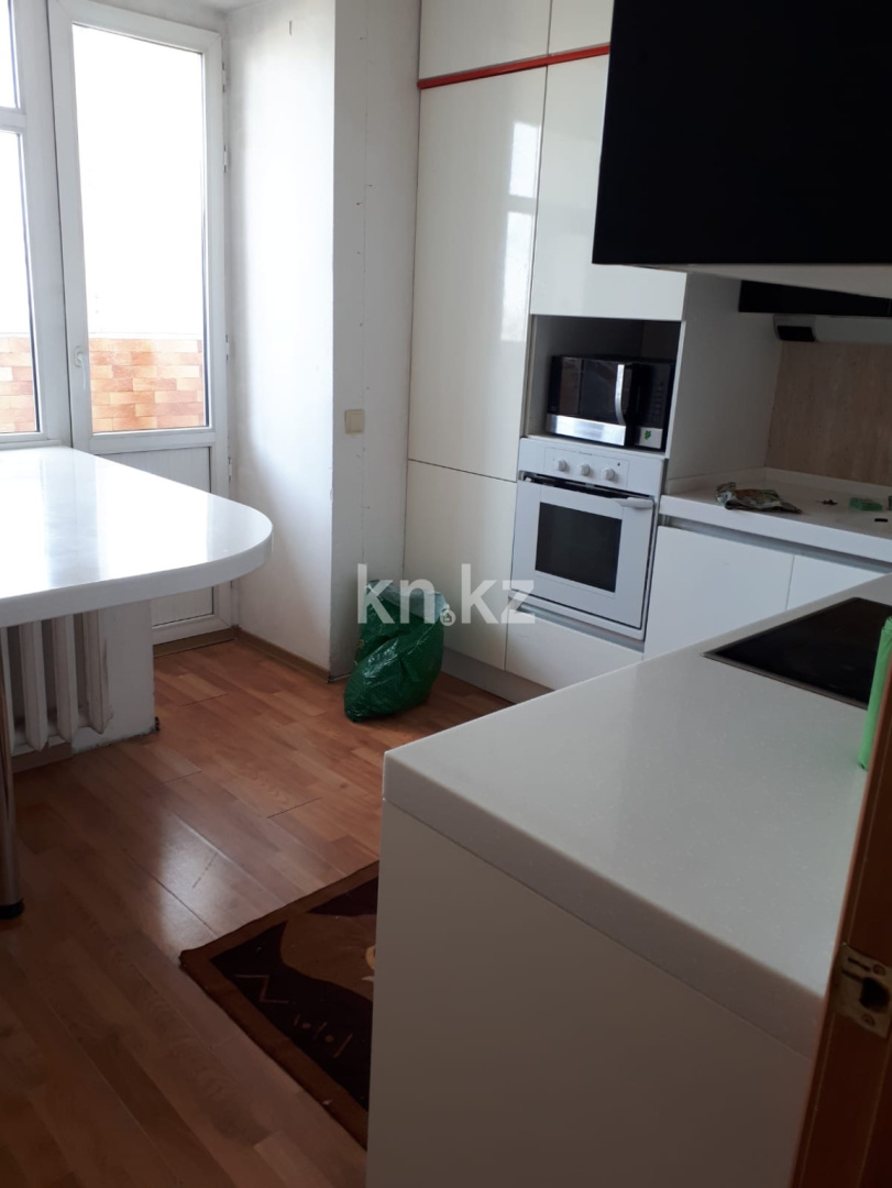 Аренда 1-комнатной квартиры, 42 м² в Астане