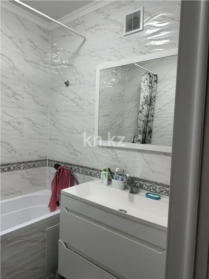 Продажа 2-комнатной квартиры, 68 м², мкр-н Жас Канат, дом  1/1 в Алматы - фото 4