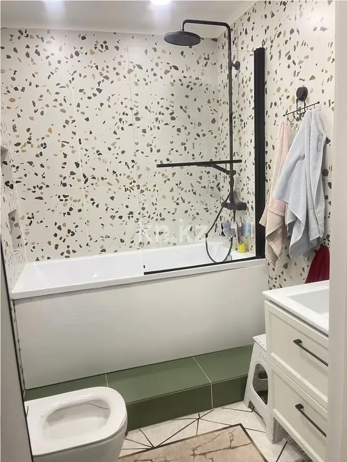 Продажа 4-комнатной квартиры, 137 м², пр. Абая, дом  165 в Алматы - фото 4