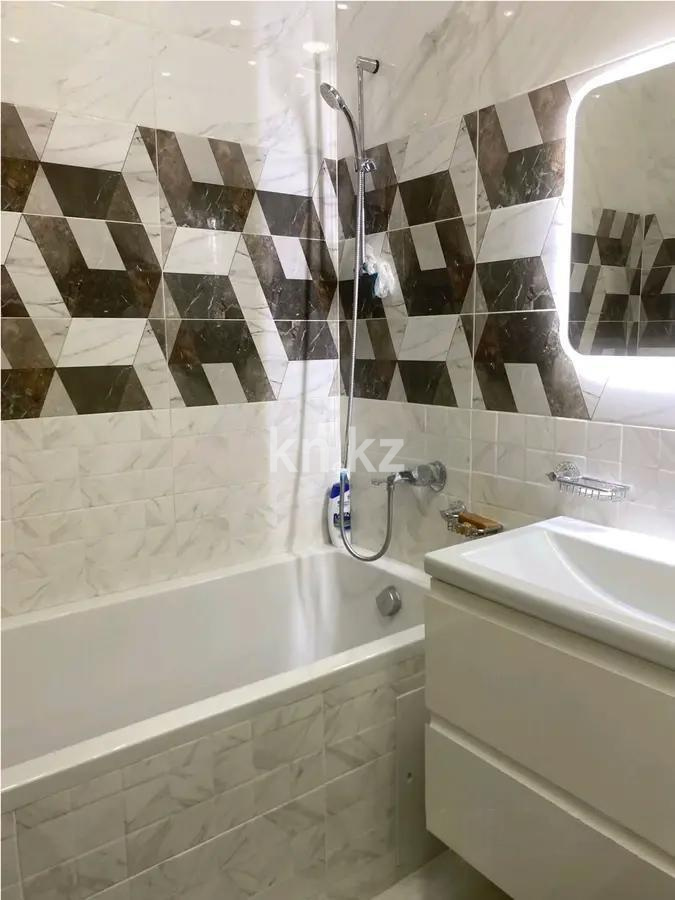 Продажа 3-комнатной квартиры, 96 м², ул. Сатпаева, дом  133/5 в Алматы - фото 5