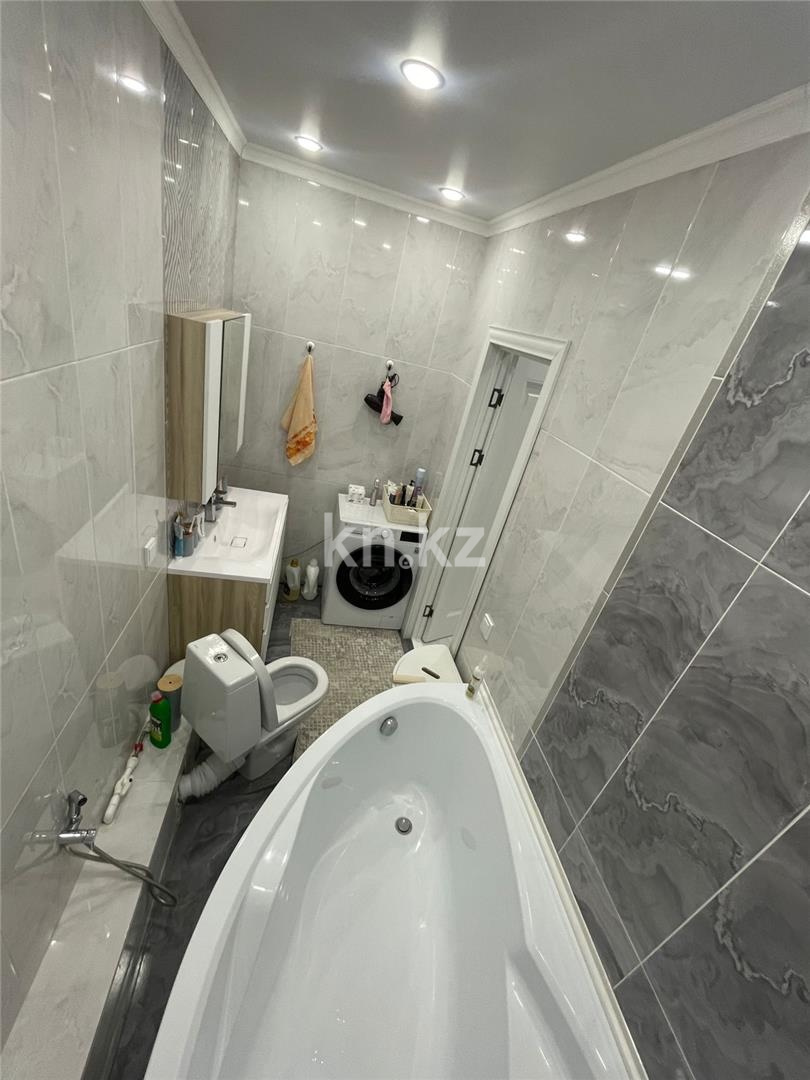 Продажа 3-комнатной квартиры, 104 м² в Караганде - фото 12