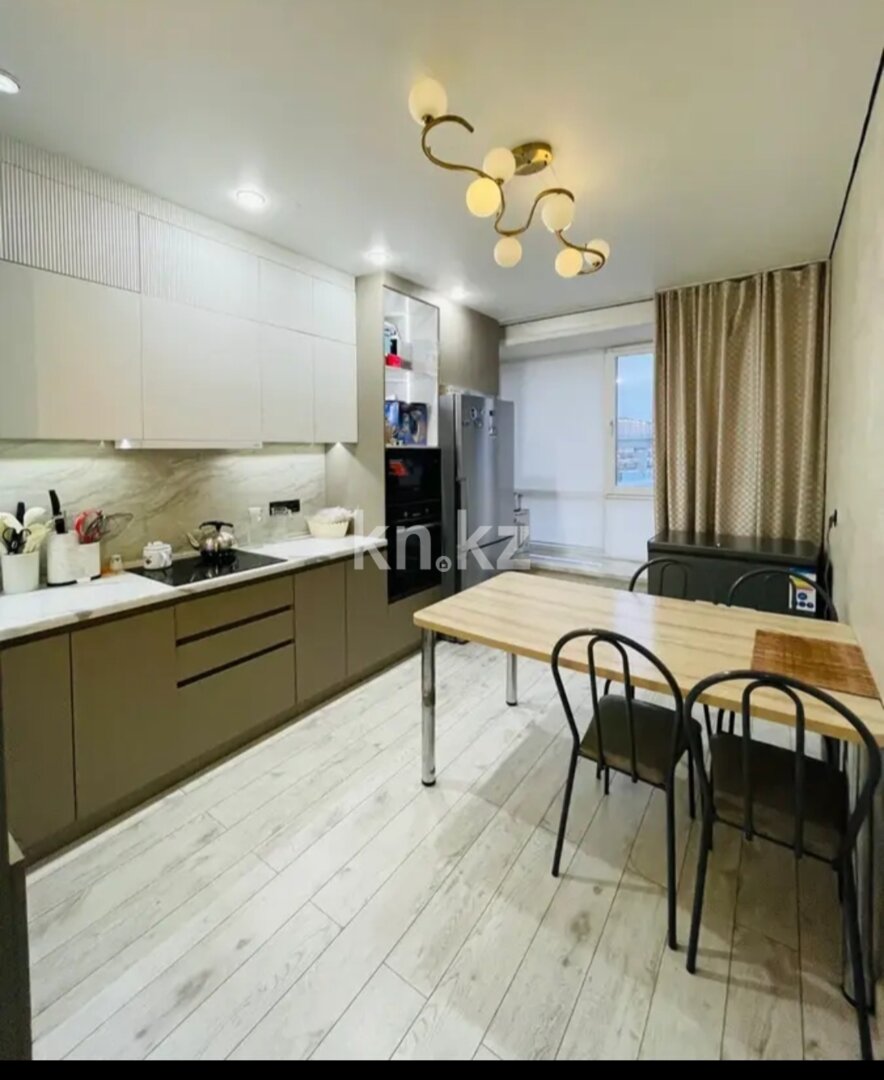 Продажа 4-комнатной квартиры, 105.5 м² в Астане - фото 3