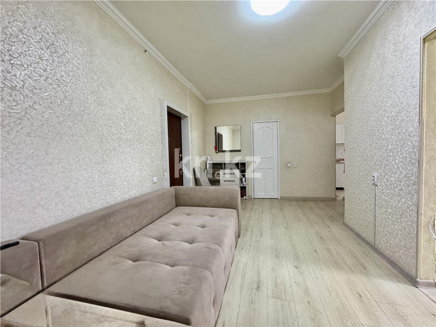 Продажа 1-комнатной квартиры, 48 м², пр. Шахтеров, дом  31б в Караганде - фото 9