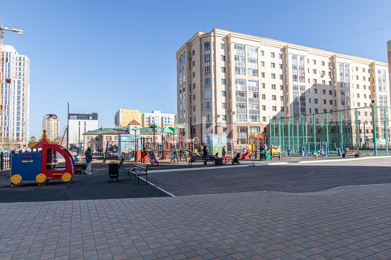 Аренда 1-комнатной квартиры посуточно, 44 м², ул. Сауран, дом  10б - ул. Достык в Астане - фото 16