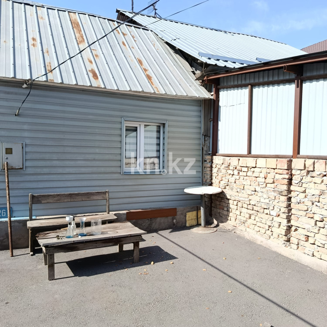 Продажа 1-комнатного дома, 24 м², ул. Фучика, дом  26 в Алматы - фото 2