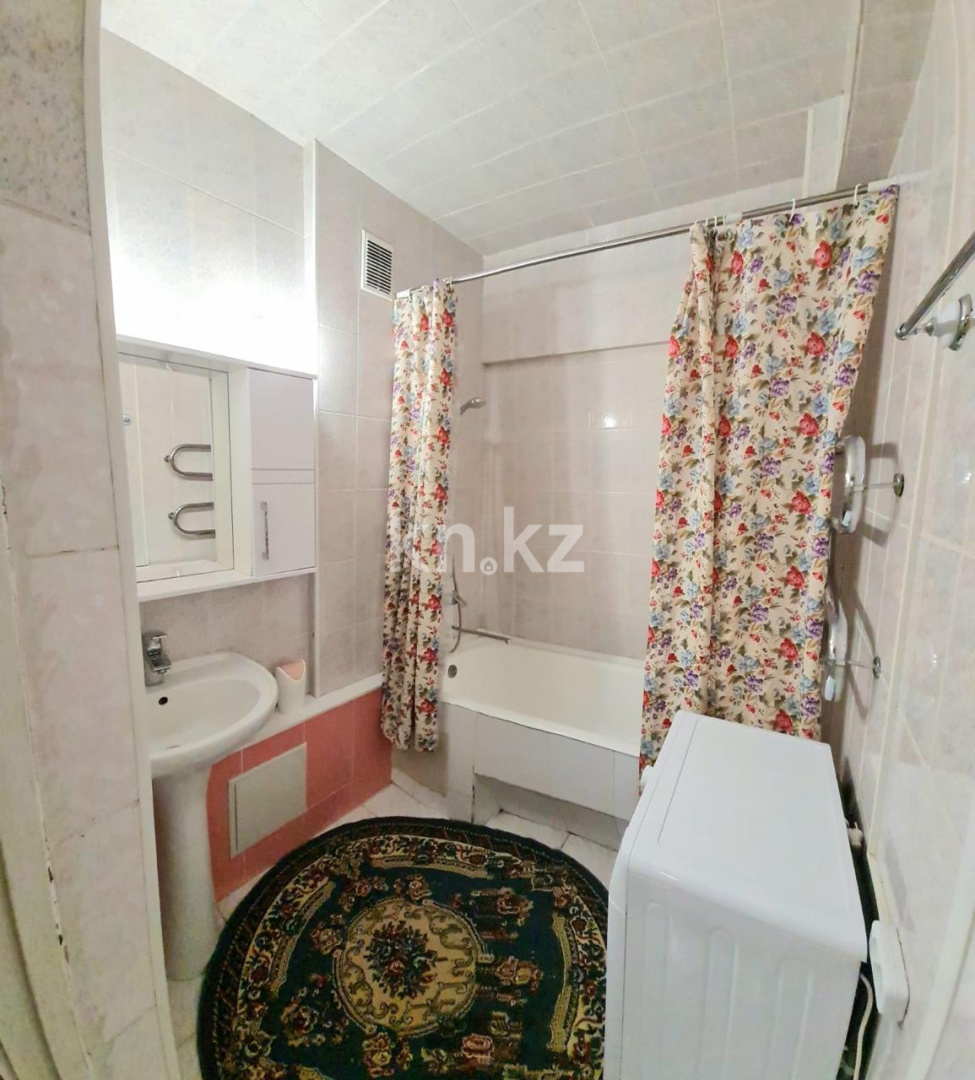 Аренда 2-комнатной квартиры, 50 м², ул. Чайковского в Алматы - фото 7