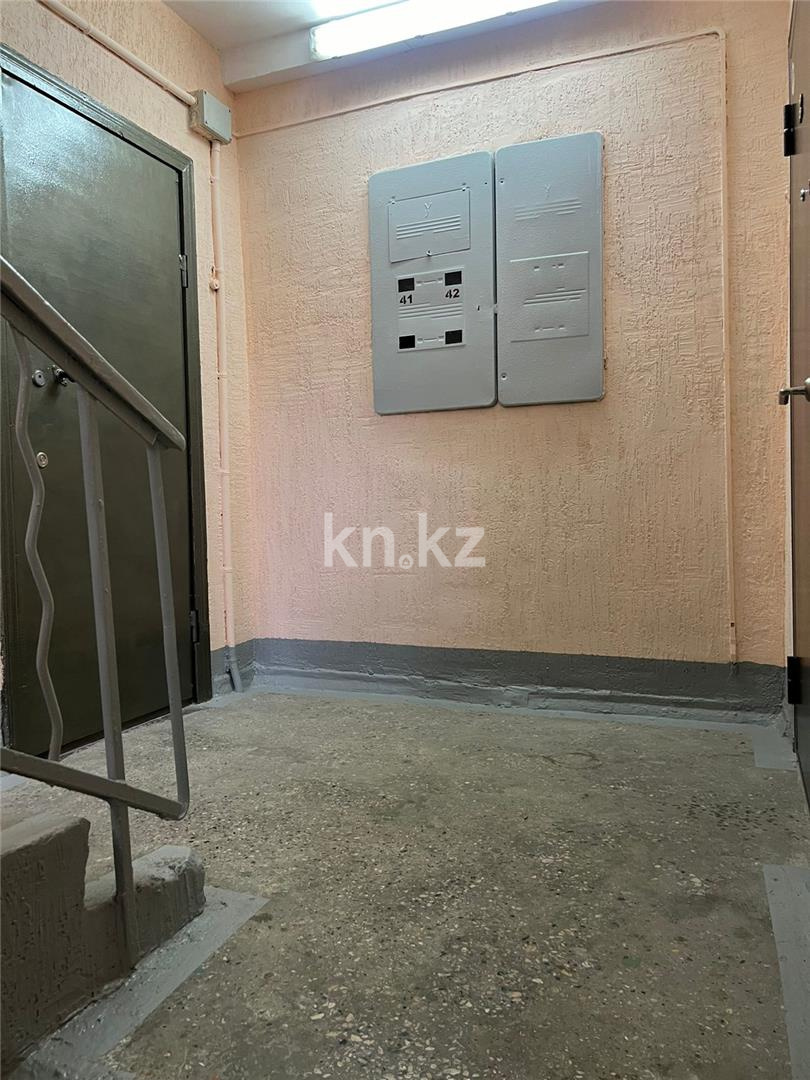 Продажа 3-комнатной квартиры, 60 м², ул. Крылова, дом  34 в Караганде - фото 15