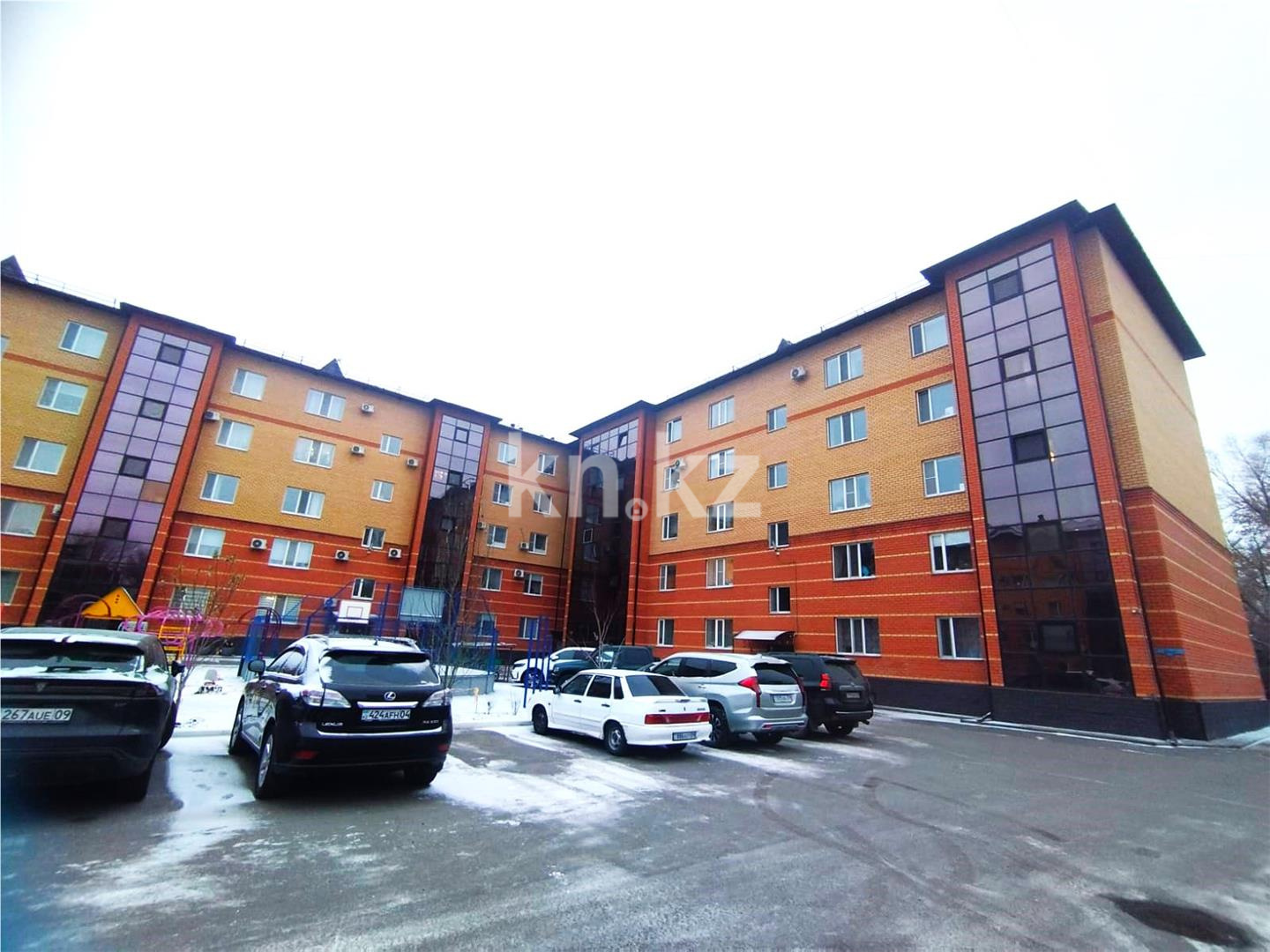 Продажа 2-комнатной квартиры, 60 м², пр. Сейфуллина, дом  10/1 в Караганде - фото 10