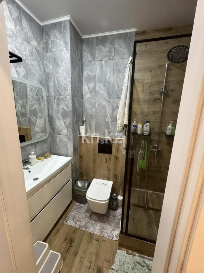 Продажа 3-комнатной квартиры, 86 м², ул. Дюсембекова, дом  83/1 в Караганде - фото 5