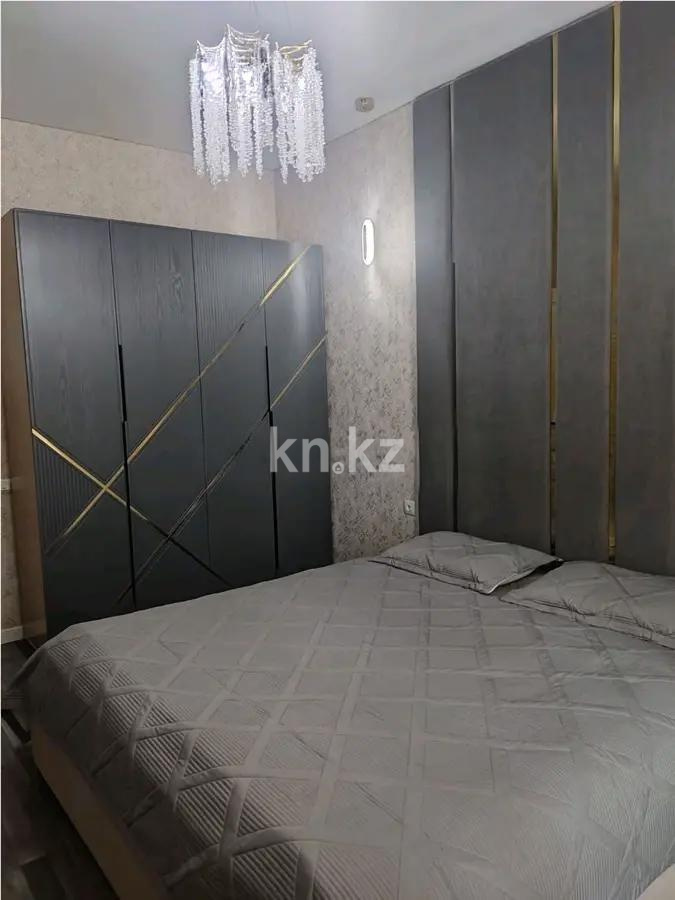 Продажа 3-комнатной квартиры, 90 м², ул. Дюсембекова, дом  83/2 в Караганде - фото 2