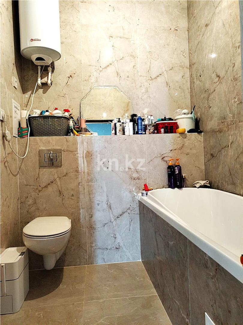 Продажа 2-комнатной квартиры, 57 м², ул. Ашимова в Караганде - фото 5