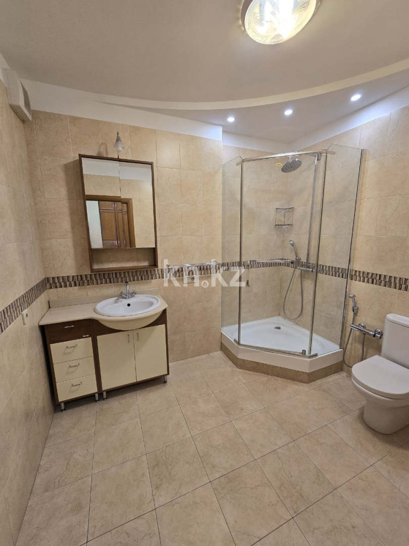 Продажа 2-комнатной квартиры, 45 м² в Алматы - фото 10