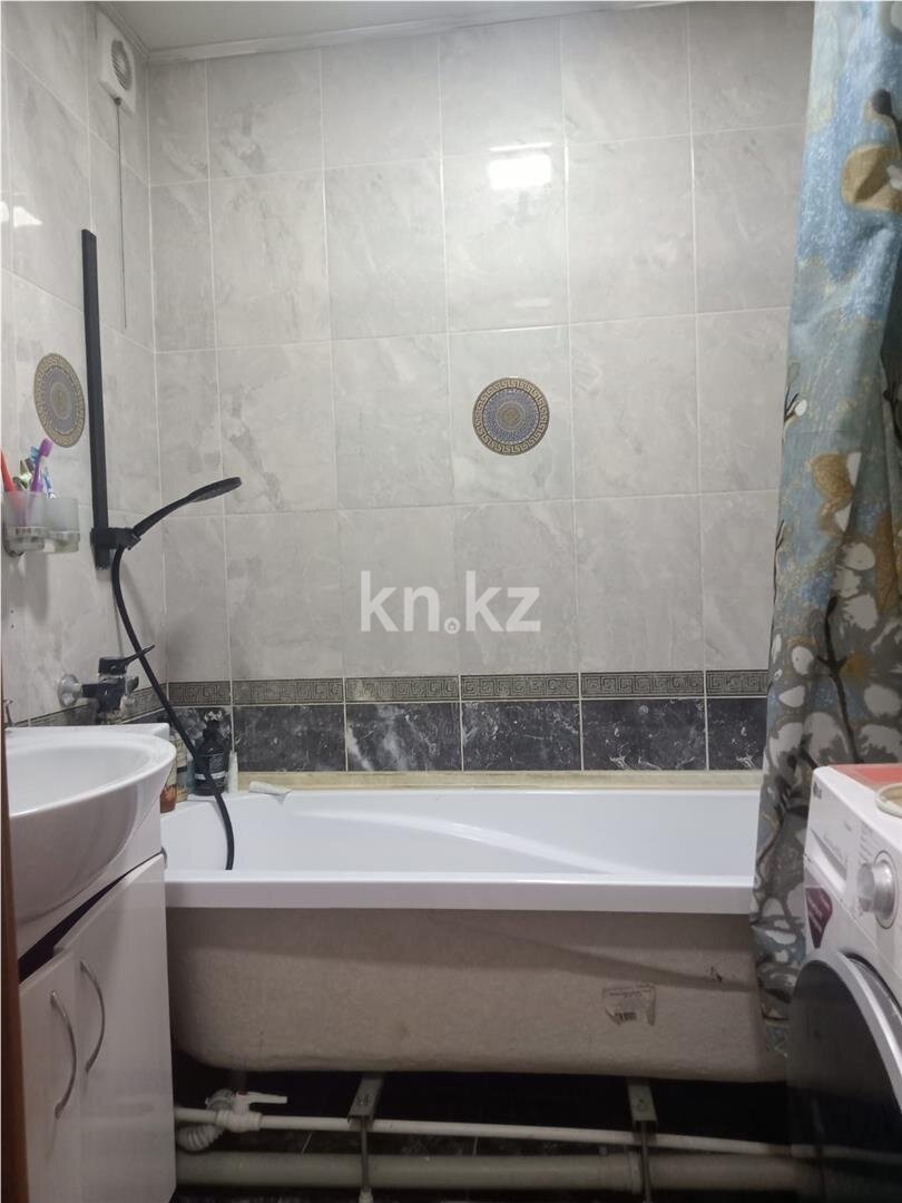 Продажа 3-комнатной квартиры, 67 м² в Караганде - фото 14