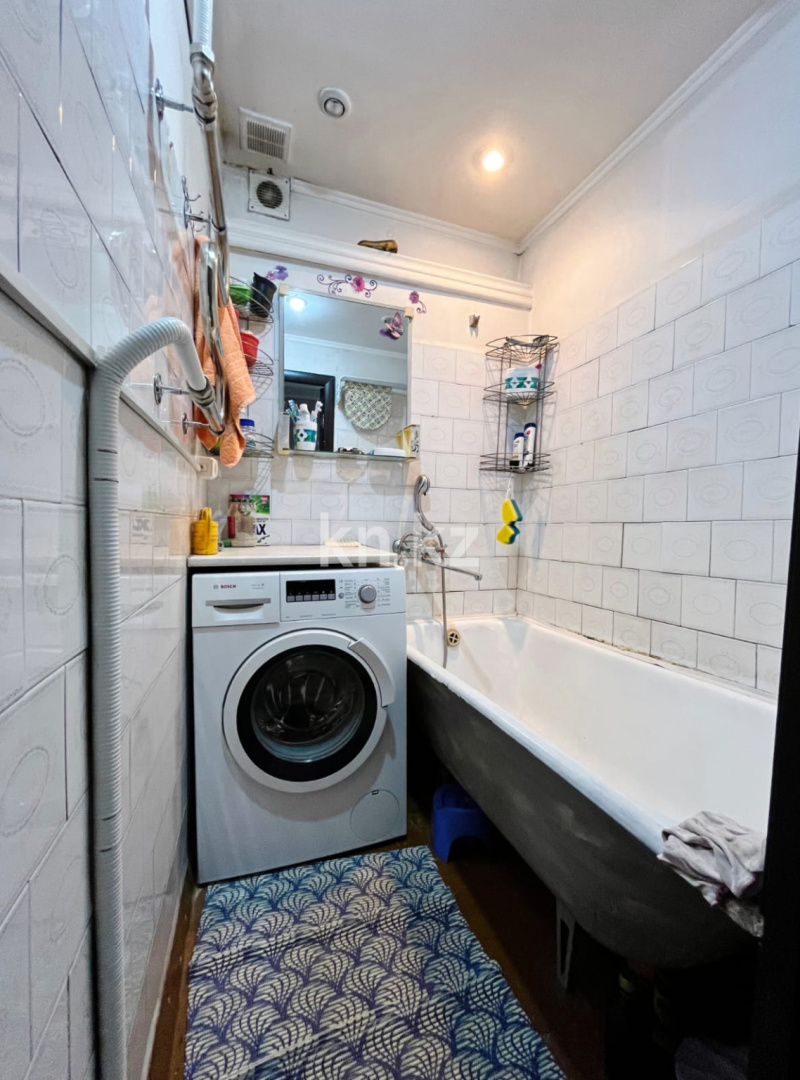 Продажа 3-комнатной квартиры, 64 м², ул. Михаэлиса, дом  7 в Усть-Каменогорске - фото 21