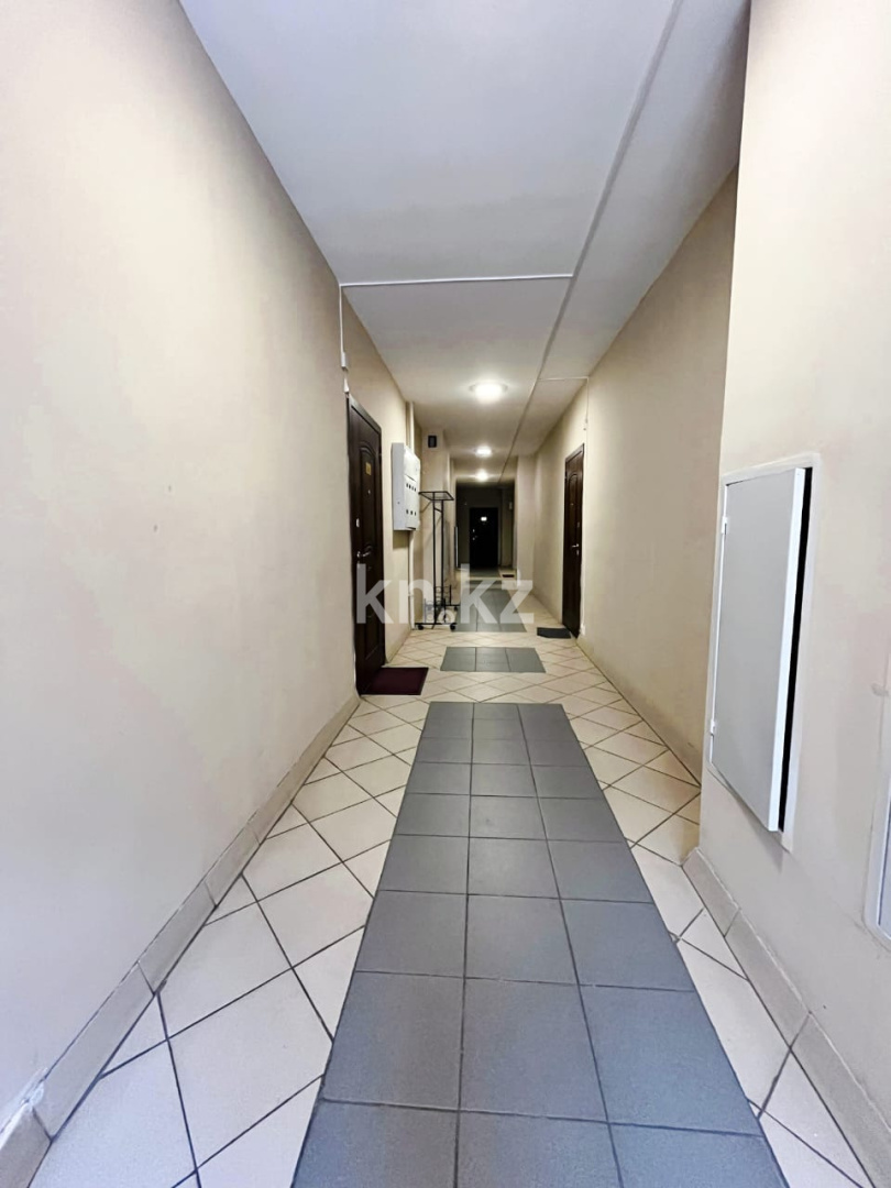 Продажа 3-комнатной квартиры, 64 м², ул. Дружбы Народов, дом  2/4 в Усть-Каменогорске - фото 10