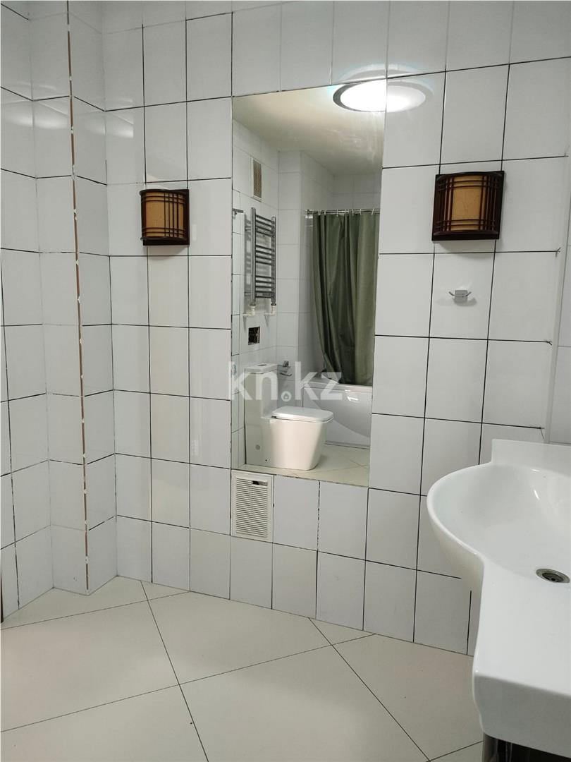 Продажа 2-комнатной квартиры, 79 м² в Караганде - фото 13