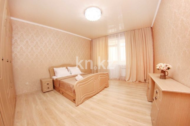 Аренда 3-комнатной квартиры посуточно, 130 м², ул. Розыбакиева, дом  289 в Алматы - фото 5