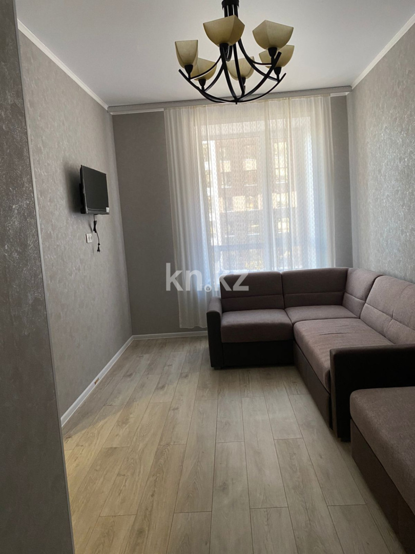 Аренда 4-комнатной квартиры, 111 м², пр. Сарыарка, дом  1 в Астане
