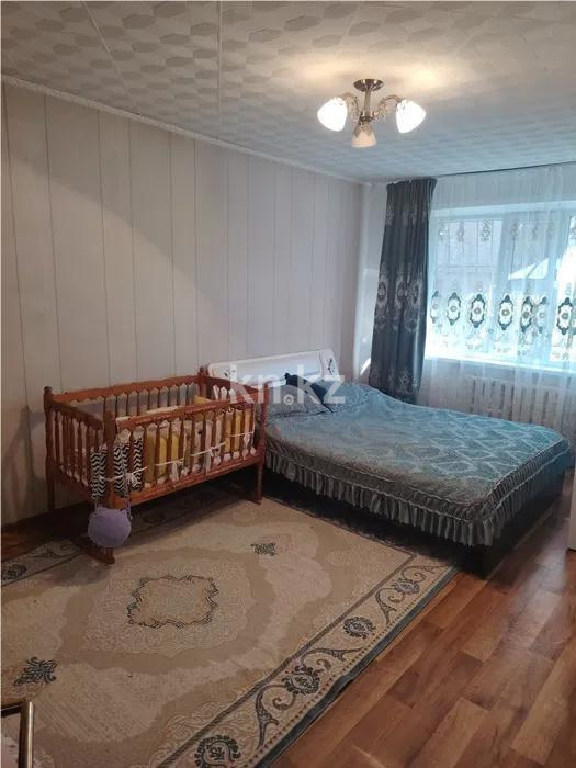 Продажа 3-комнатной квартиры, 63 м² в Шахтинске - фото 4