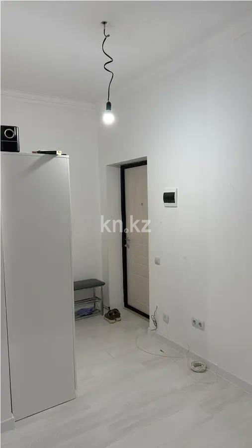 Продажа 1-комнатной квартиры, 39 м², ул. Орынбор, дом  10/1 в Астане - фото 3