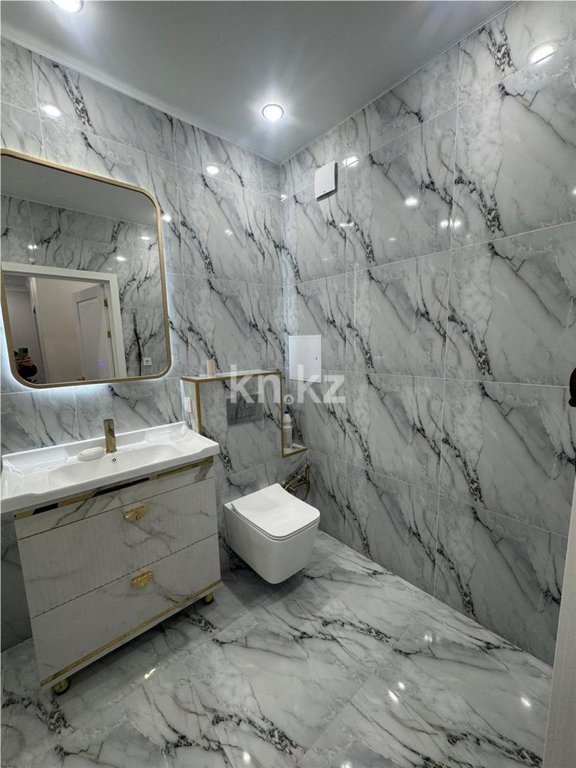 Продажа 3-комнатной квартиры, 96 м², ул. Бектурова в Астане - фото 12