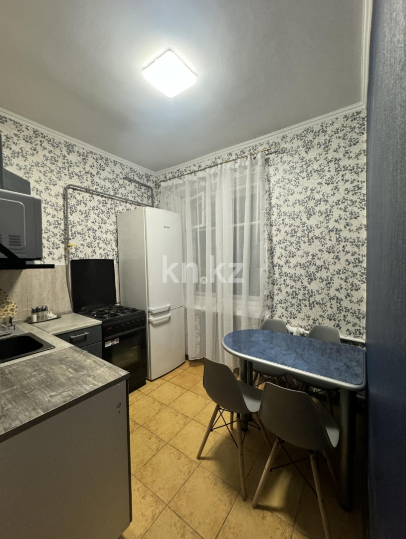 Аренда 1-комнатной квартиры, 32 м², мкр-н Орбита-1, дом  18 - ул. Мустафина в Алматы - фото 2