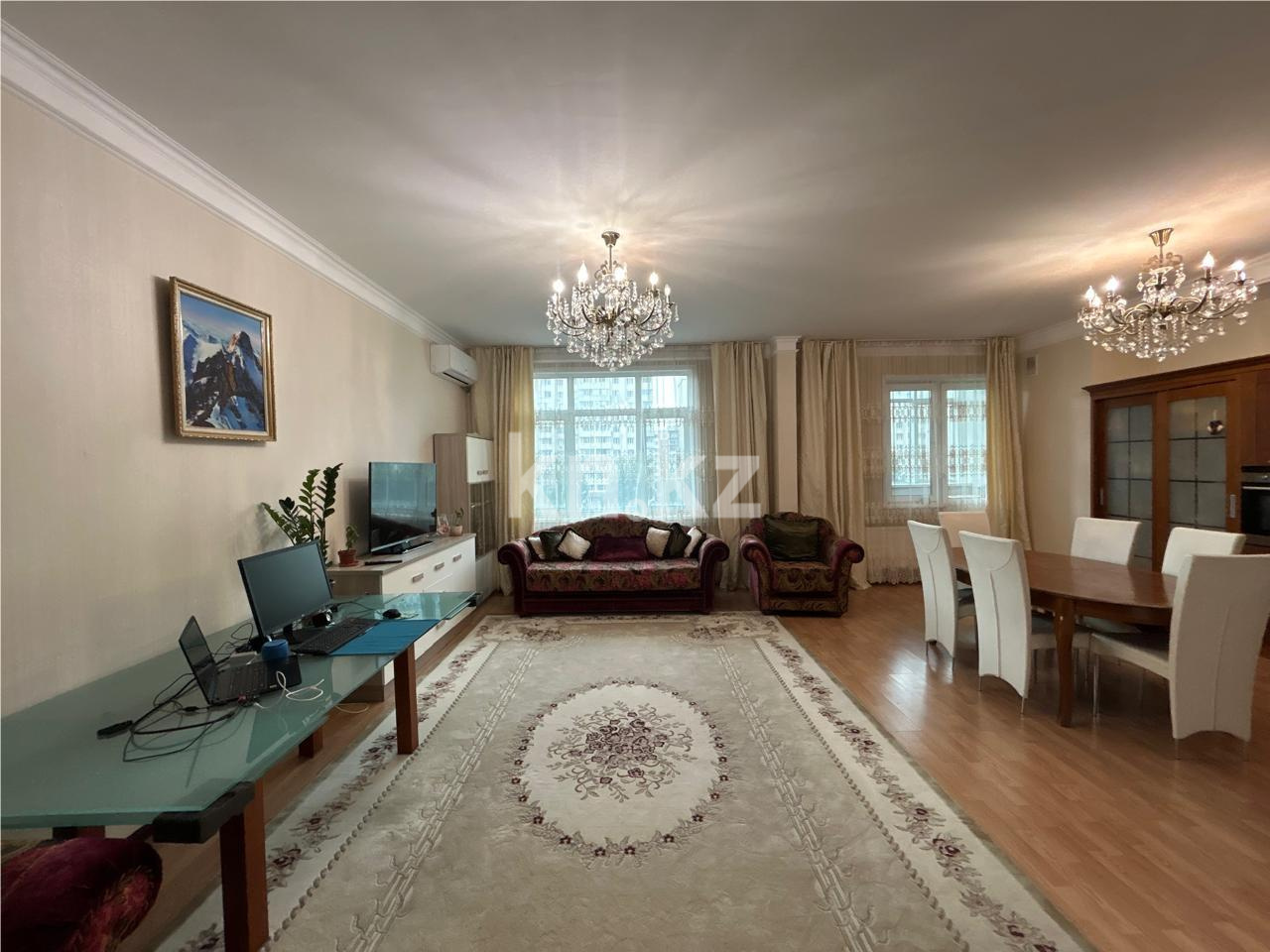 Продажа 4-комнатной квартиры, 131 м², пр. Мангилик Ел в Астане