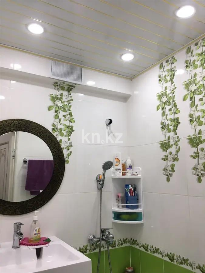 Продажа 3-комнатной квартиры, 64 м², ул. Университетская, дом  17 в Караганде - фото 5