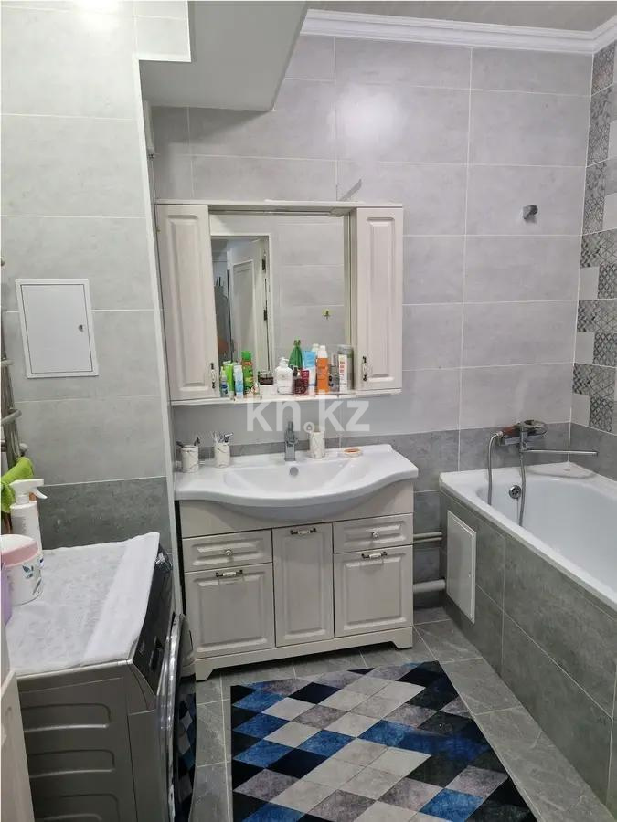 Продажа 2-комнатной квартиры, 72 м², ул. Жунисова, дом  12/1 в Алматы - фото 4