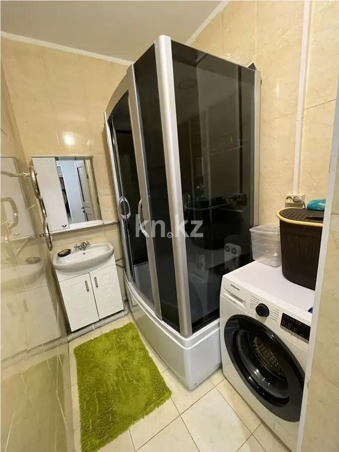 Продажа 2-комнатной квартиры, 62 м², мкр. Аксай-5, дом  3б в Алматы - фото 4