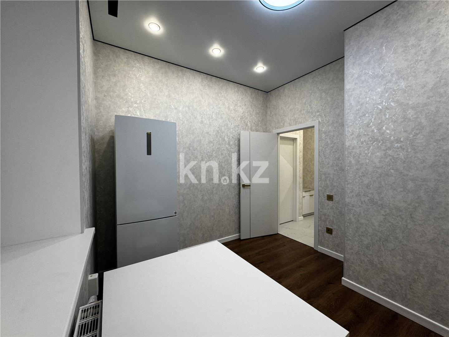 Продажа 1-комнатной квартиры, 36 м², ул. Айтматова в Астане - фото 5