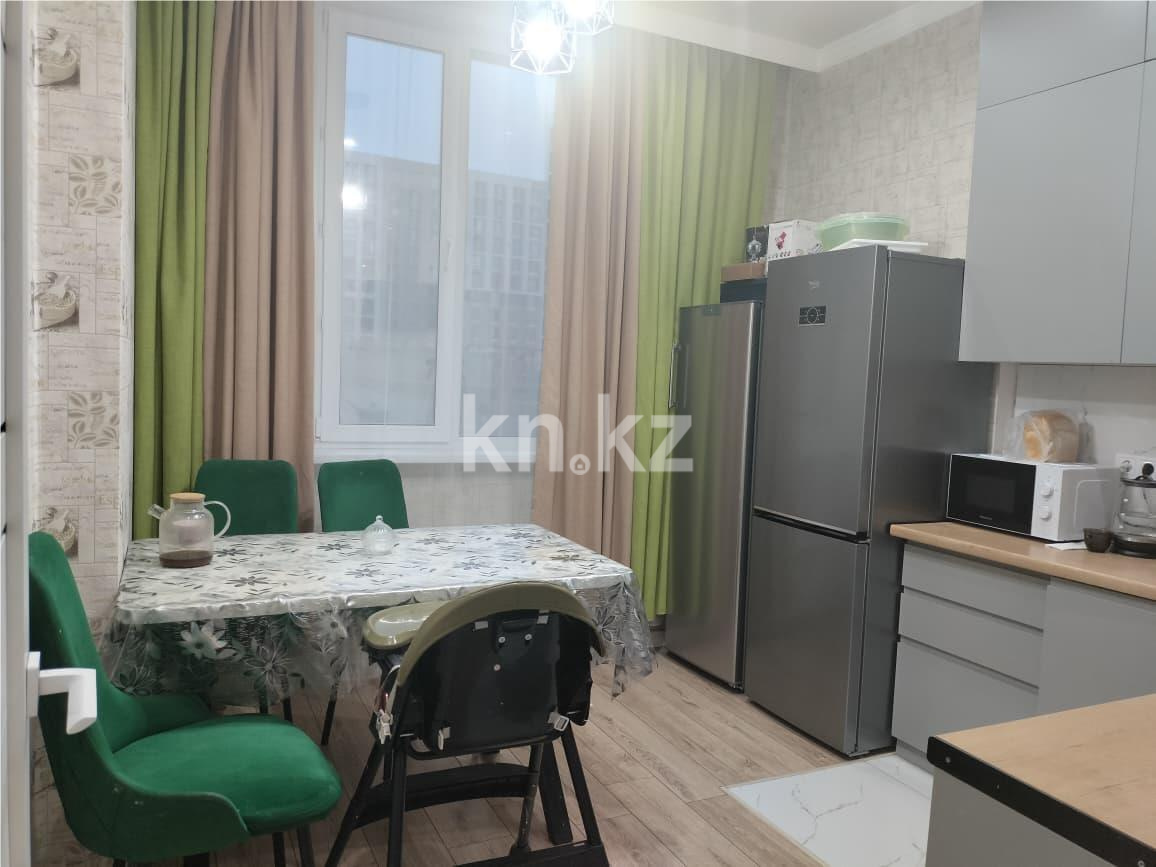 Продажа 2-комнатной квартиры, 60 м², ул. Асфендиярова в Астане - фото 8