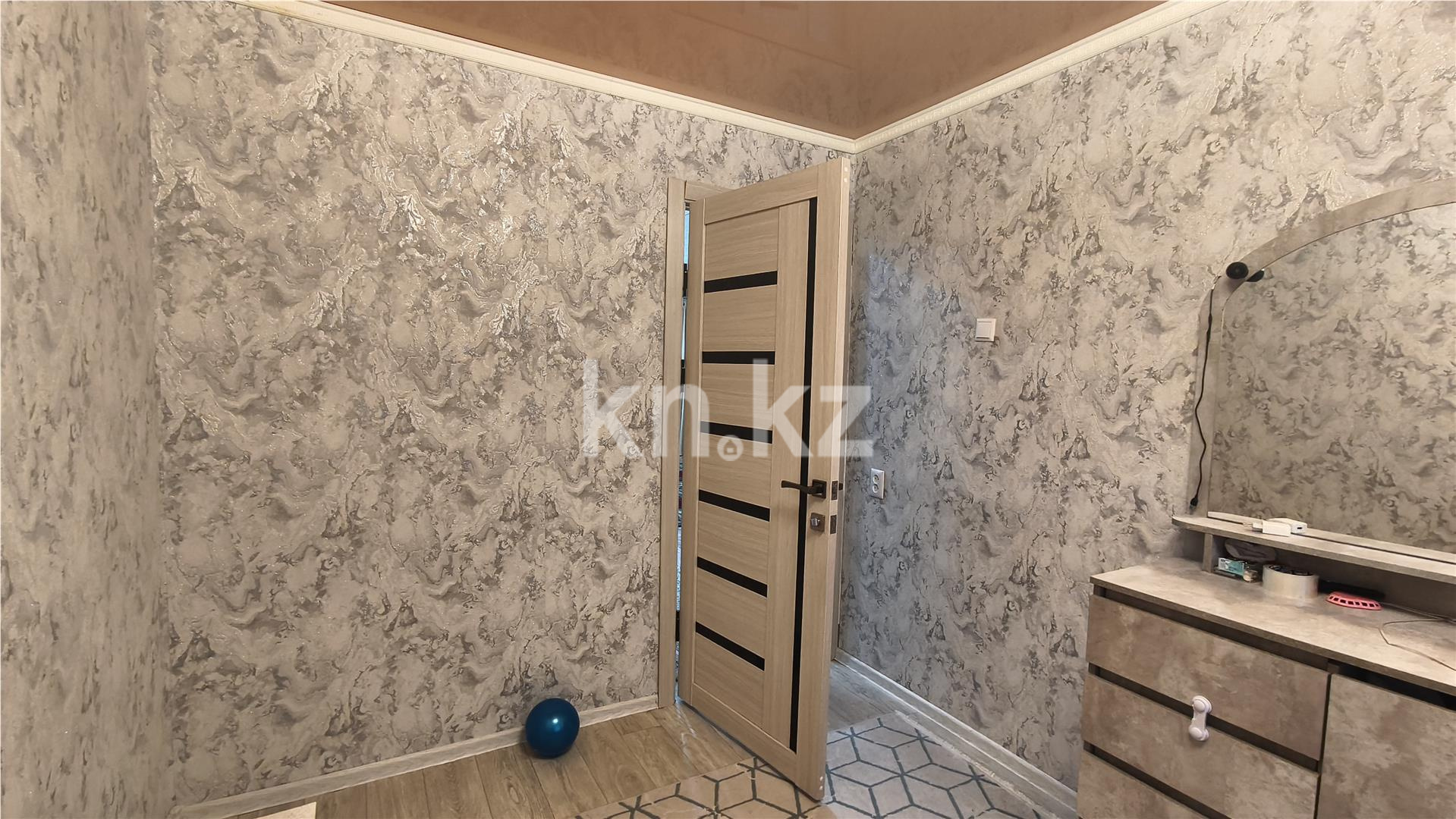 Продажа 3-комнатной квартиры, 61 м², 6 мкр. в Темиртау - фото 5