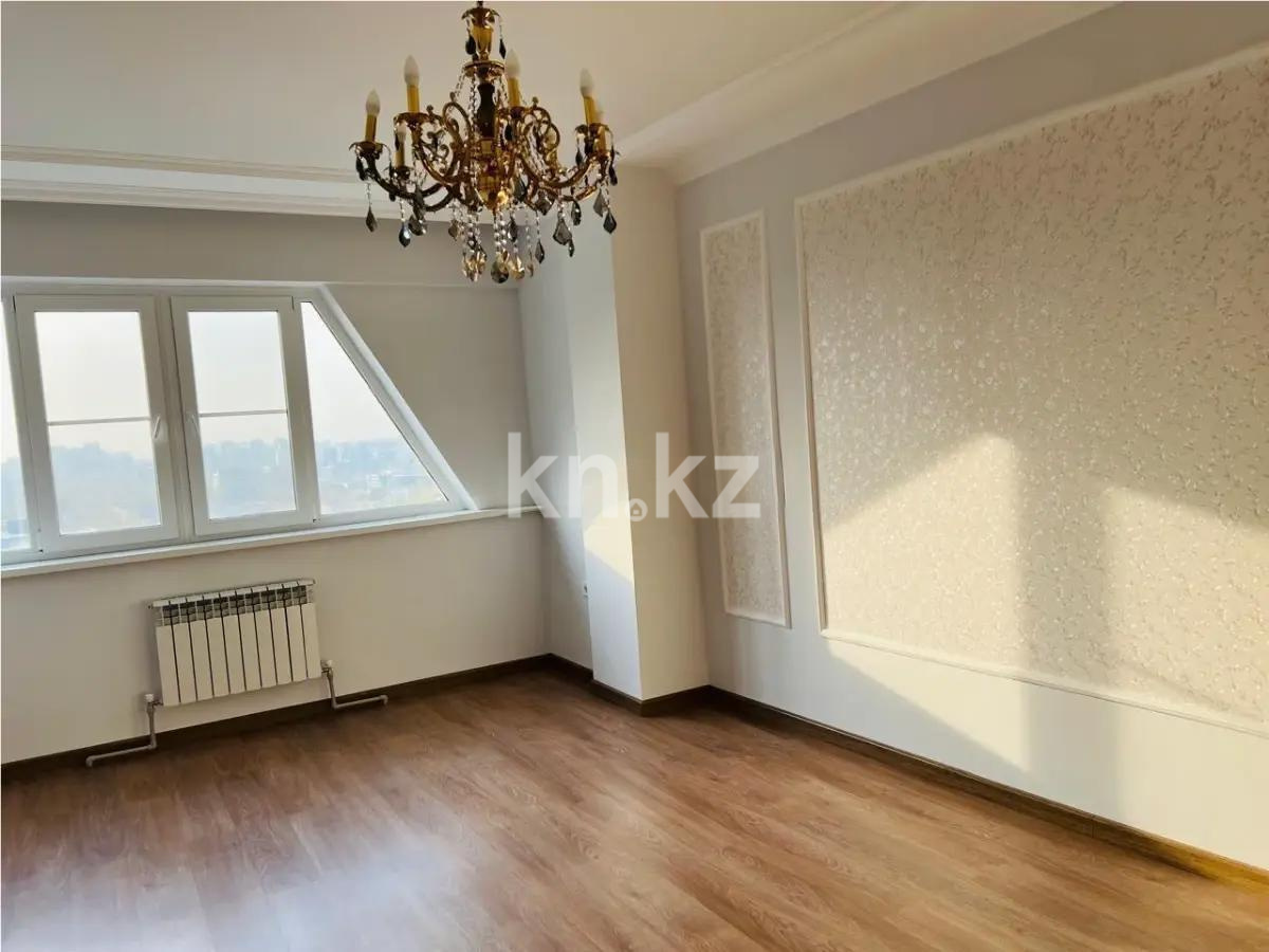 Продажа 4-комнатной квартиры, 140.6 м², ул. Сатпаева, дом  30а в Алматы - фото 2